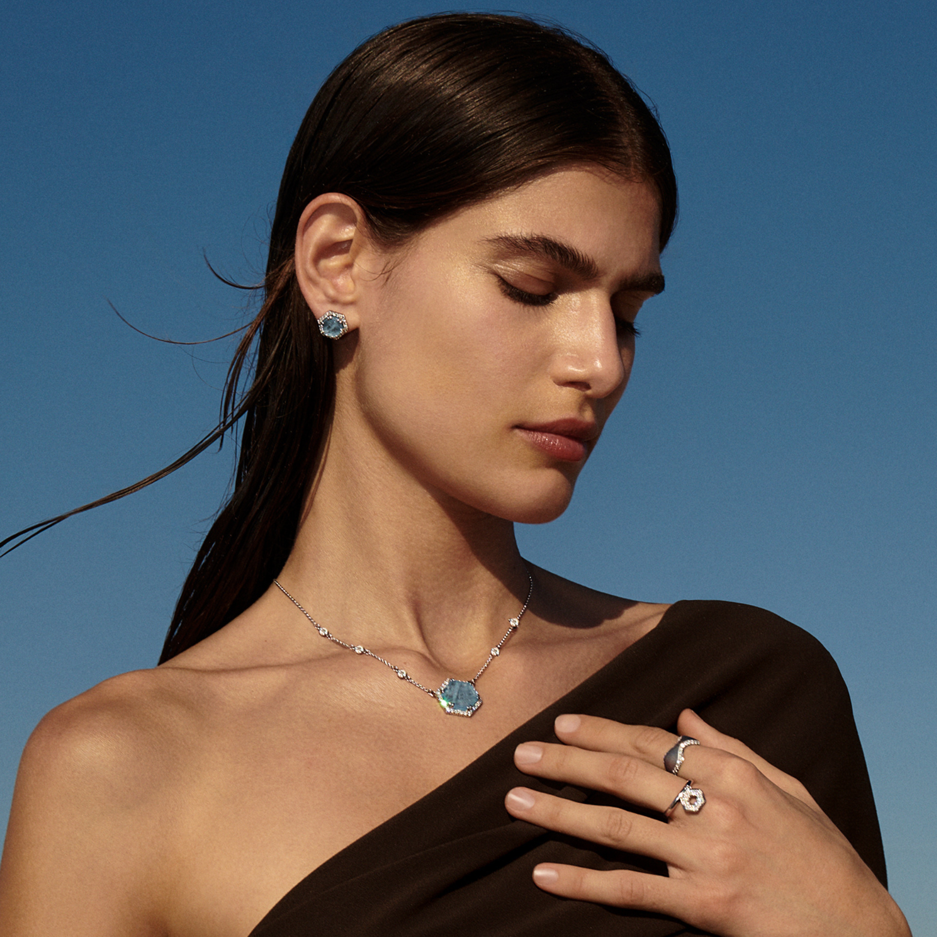 Eclipse Aquamarine Pendant