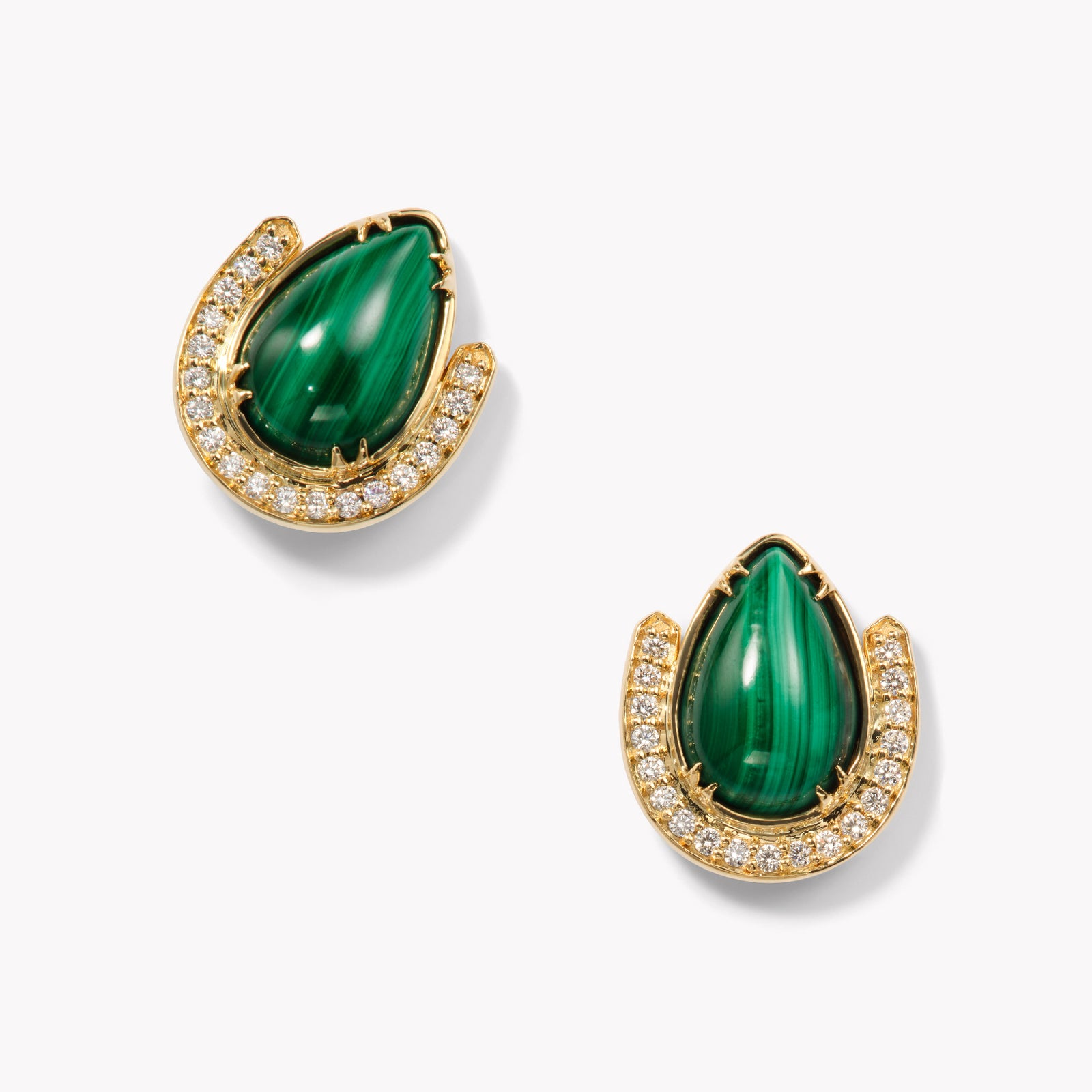 Victoria Studs